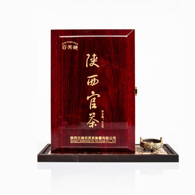伝統 的 な 工芸 茶 の 技 を 発見 し て ください