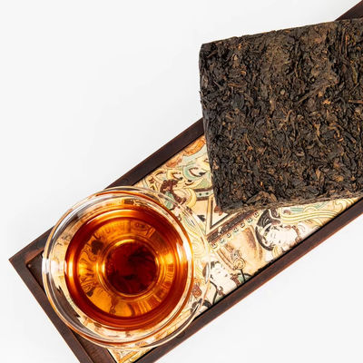 熱中華 伝統的な黒茶 消化 古代の生産プロセスと選択された天然原料の茶