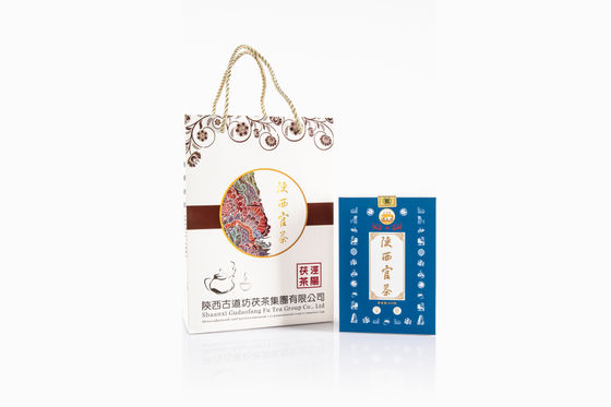 オーダーメイド お茶 黄金の花の香りの品格と柔らかい味の熱いプライム茶